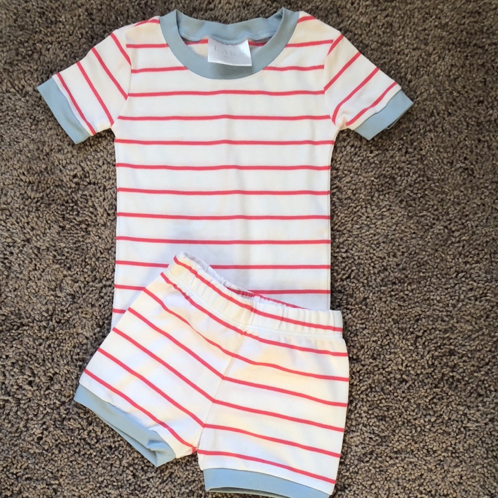 Lake 2T short-short pajamas